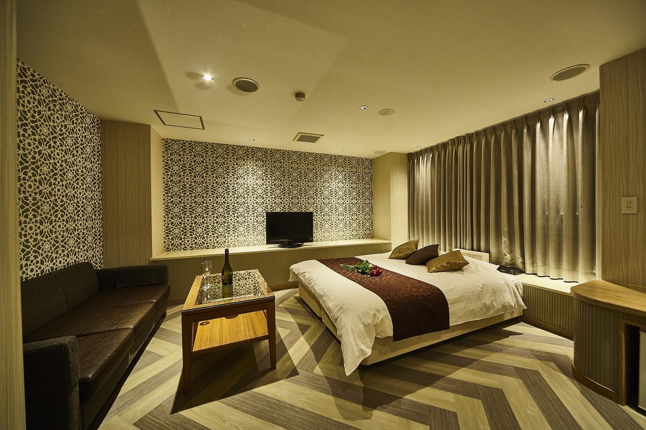 Hotel Swing Kobe (Adults Only) מראה חיצוני תמונה